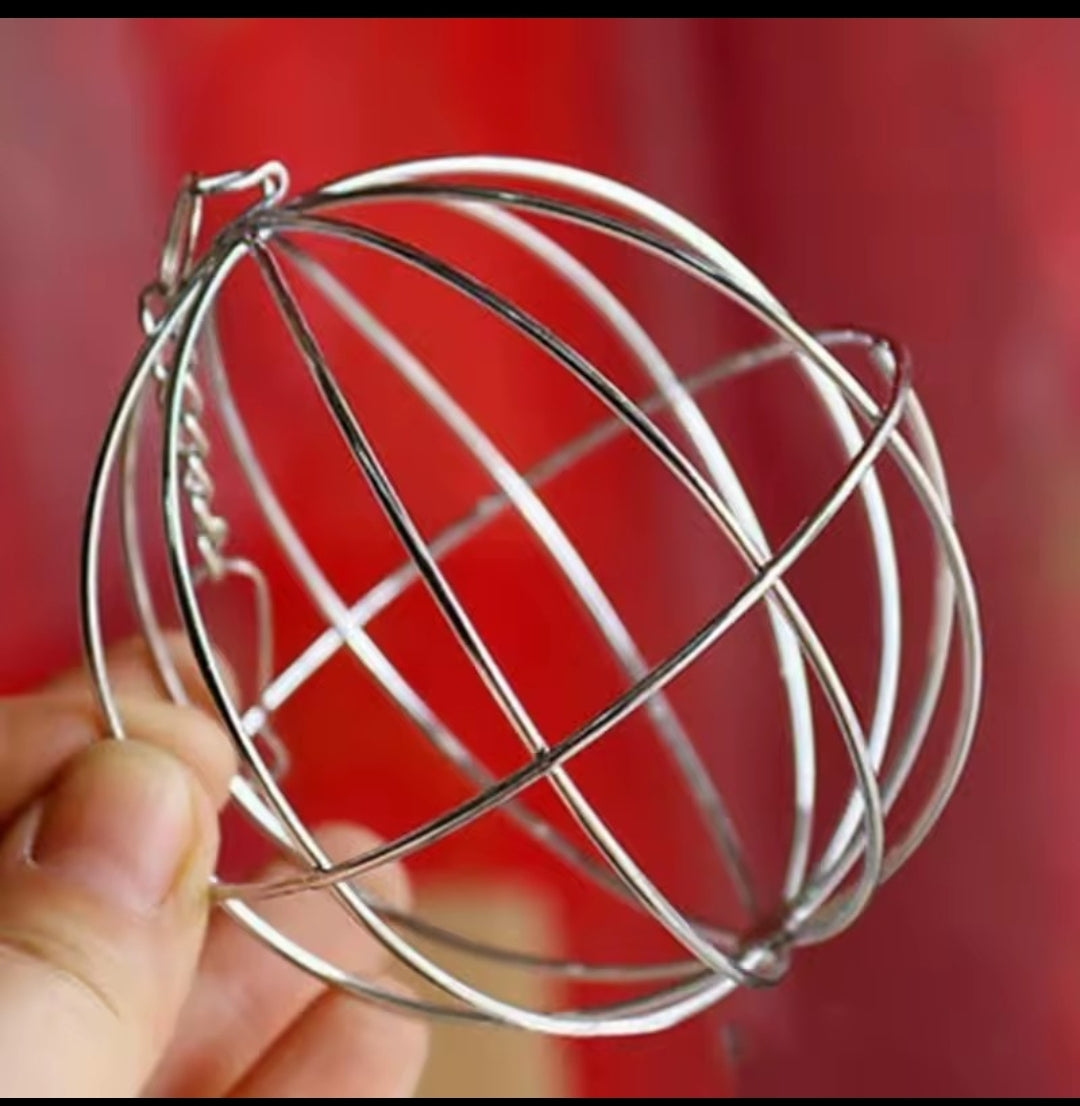 Boule Distributrice de Foin en Inox – Lapin & Rongeurs